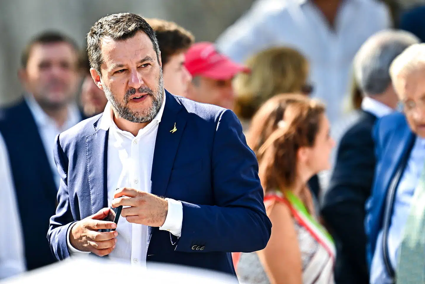 Matteo Salvini indførte en blokade mod ngo-skibe, mens han i 2018-19 var indenrigsminister. Nu er Lega-lederen blevet overhalet højre om af sin alliancepartner – og rival – Giorgia Meloni.