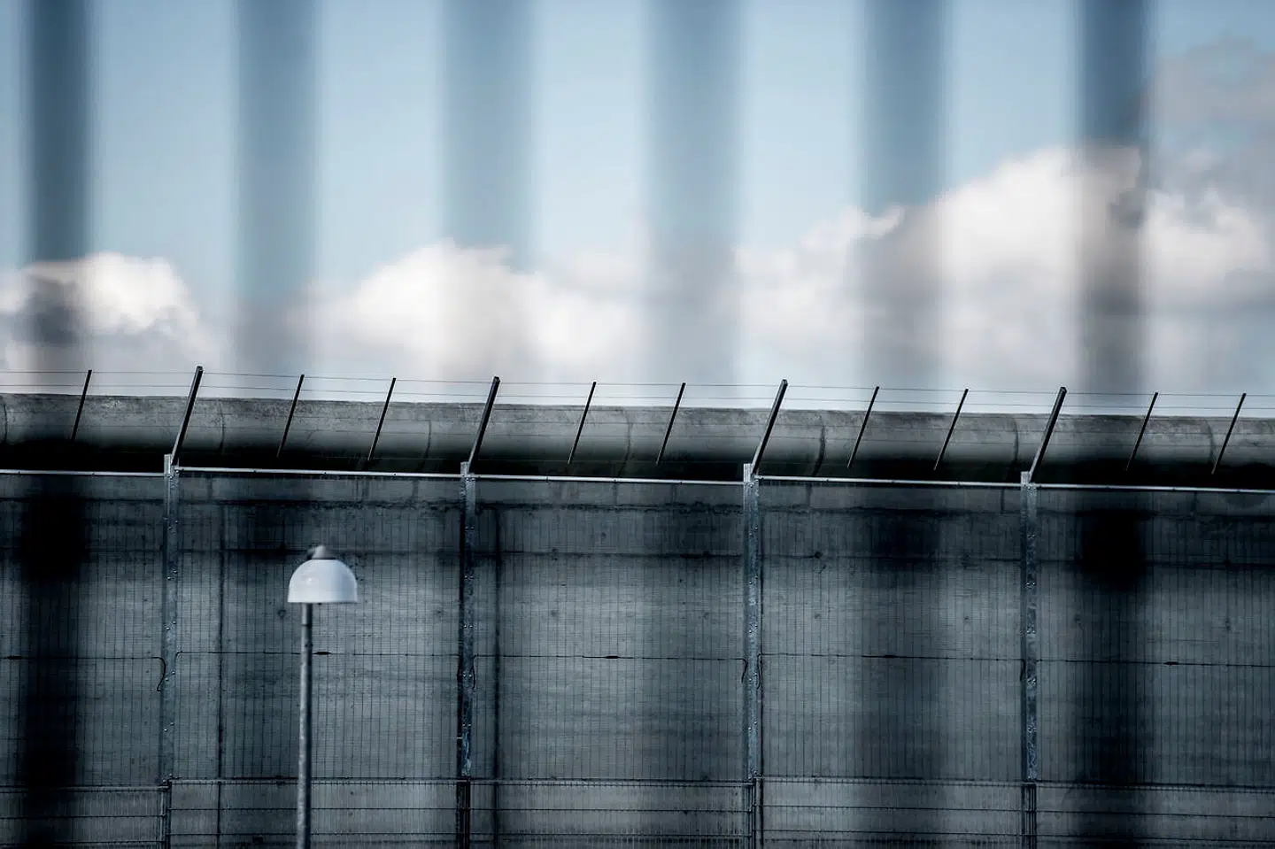 Retten i Aalborg har tidligere på dagen fundet den 23-årige kvinde og den 36-årige mand skyldige i at have dræbt og frarøvet den 45-årige 10.000 kroner. Nu idømmes parret 14 års fængsel for drabet (arkivfoto).