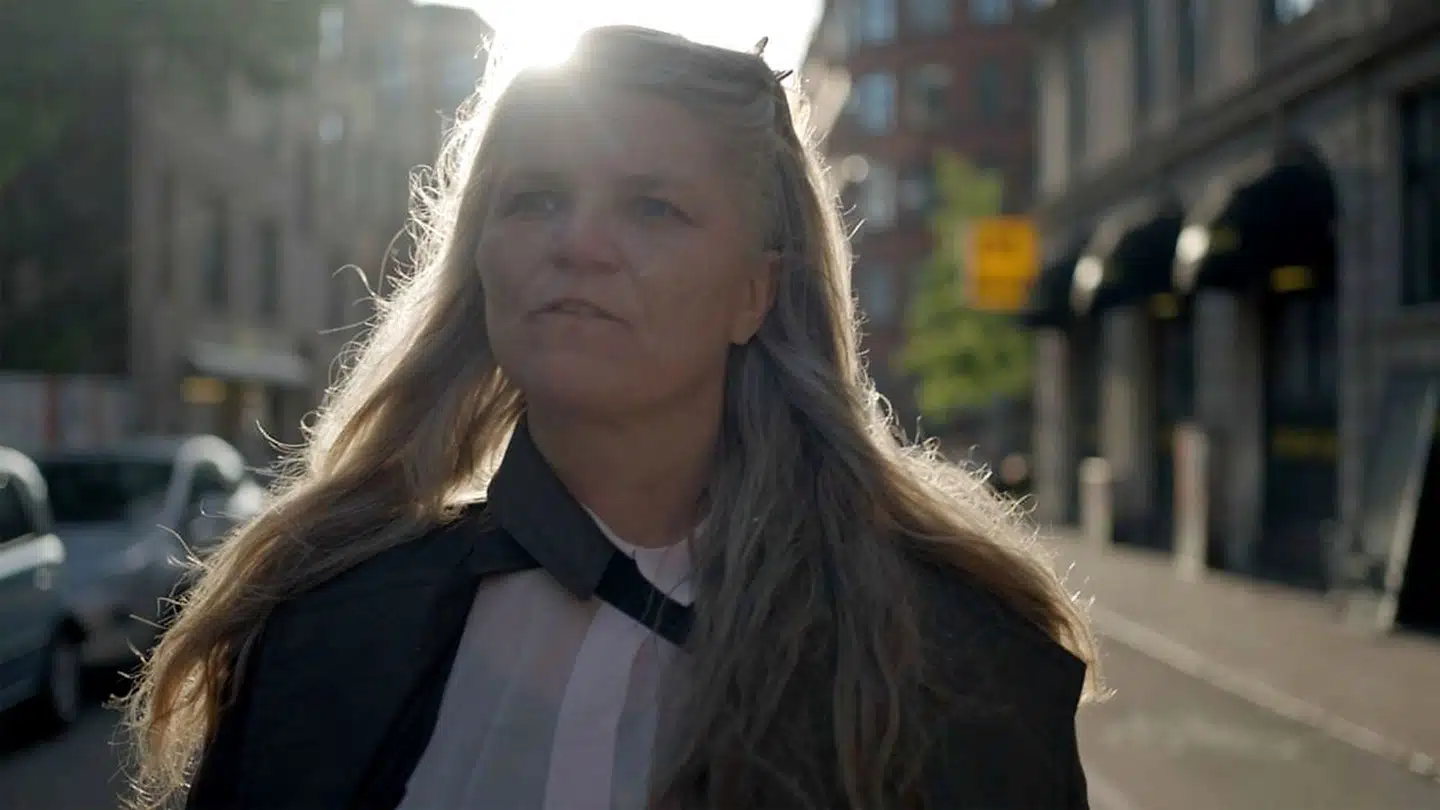 Anika Barkan mener, at det er på tide med en debat om Simon Spies' eftermæle.