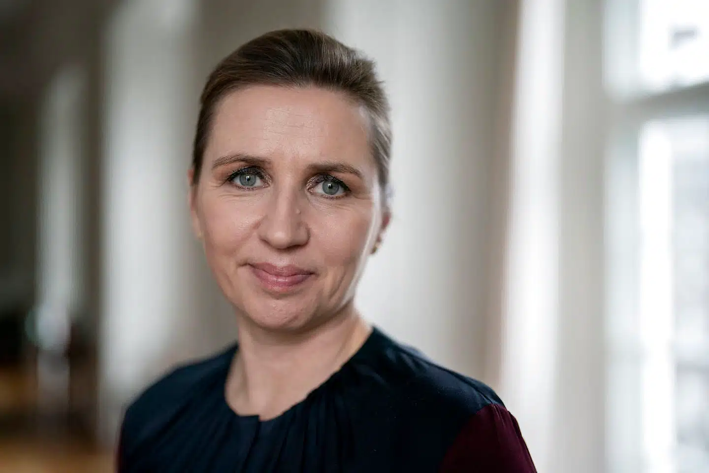 »Det er mit indtryk, at kriminalitetsbilledet har forandret sig. At den hårde kerne af kriminelle er forrået. De er skånselsløse, mere brutale og helt uden for rækkevidde. Afkoblet fra vores andres hverdag, samfund og moral,« skriver Mette Frederiksen.