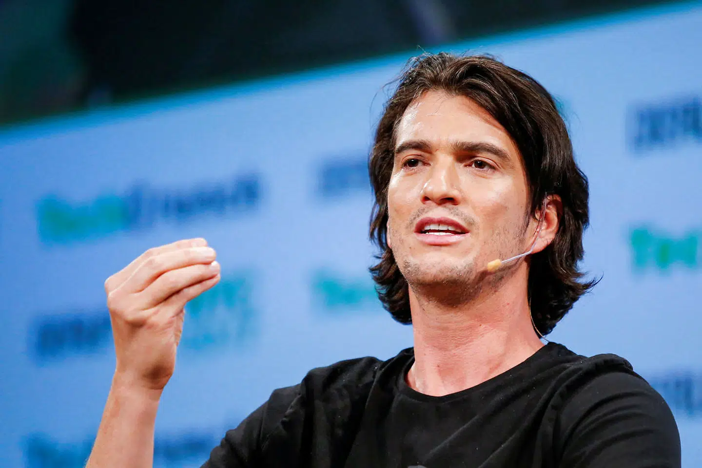 Adam Neumann var en nærmest kultagtig iværksætter, indtil kontorlejefirmaet WeWork kom tæt på at kollapse i 2019.