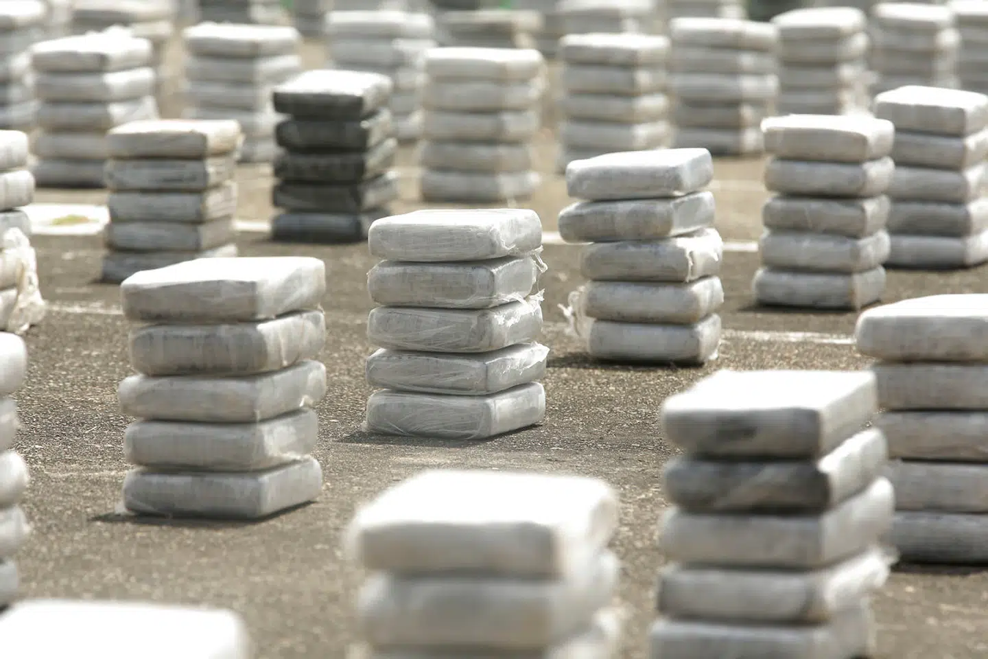 Myndighederne i Ecuador har opdaget 3,5 ton kokain i to separate fund i banancontainere, der var på vej til Europa (arkivfoto).