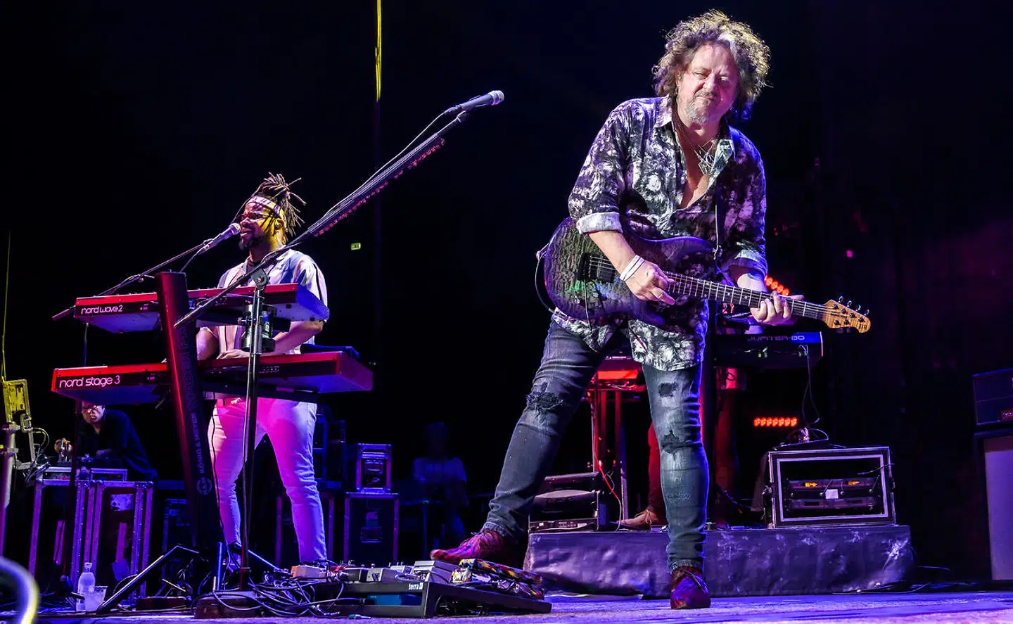 Tidens stigende priser kan mærkes på danske spillesteder, der kan blive nødt til at hæve priserne på de fadøl, der drikkes under koncerter – som her med det amerikanske band Toto, der gav koncert i Royal Arena 13. august.