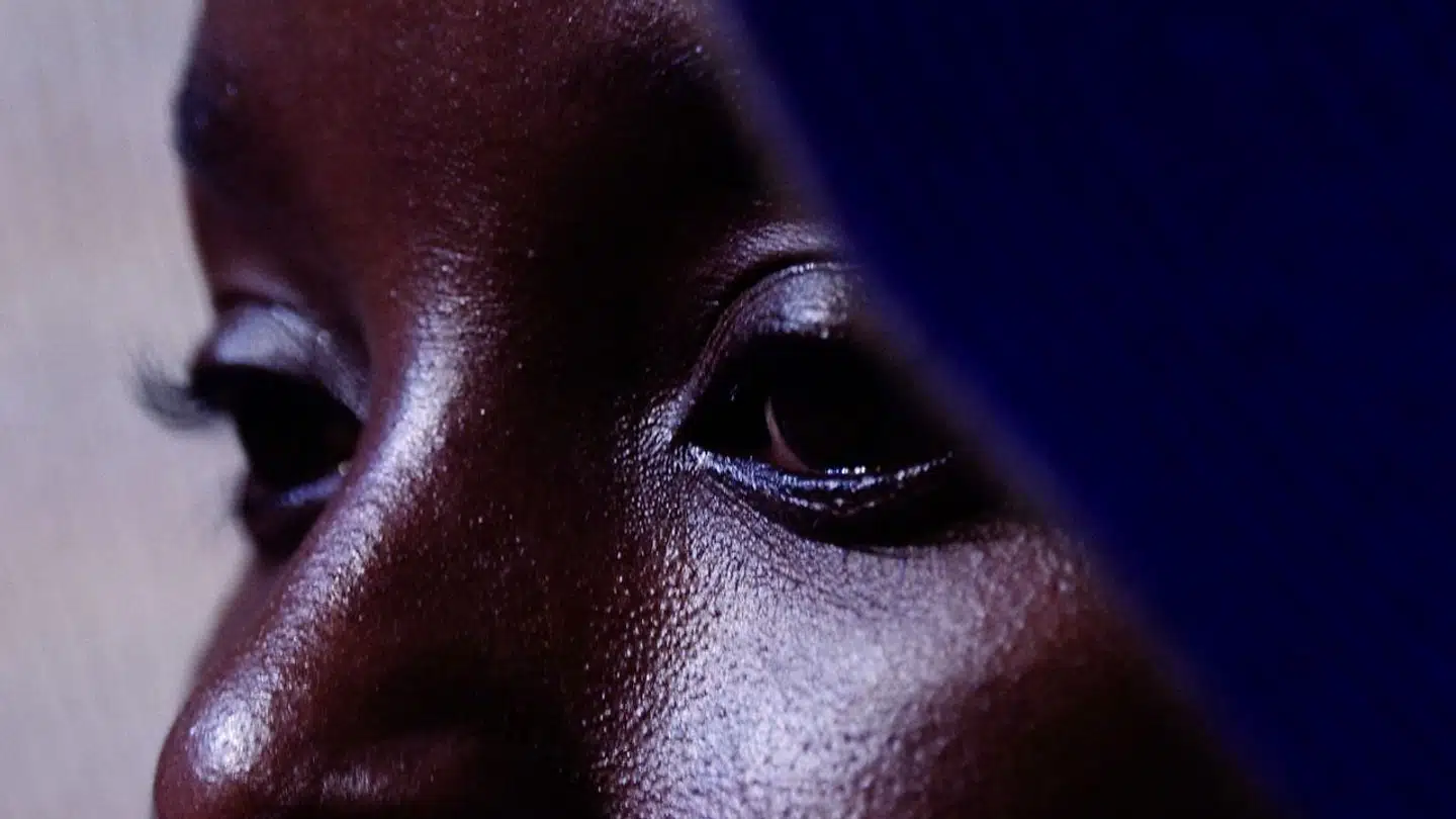 Teater Grob lukker døren op for etniske minoriteter og giver dem taletid på scenen. Blandt andet i projektet »Black to the Future« med performeren Wanjiku-Victoria Seest.