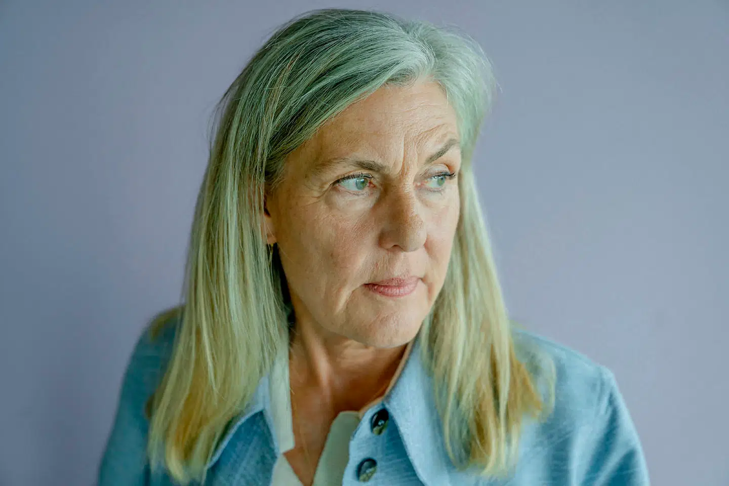 »Ja, det gør man jo. Men man bliver nødt til at stå op for den opgave, man har fået, og så må man parkere de argumenter, der ikke passer ind i det. Men jeg vil ikke forbyde mig selv at have de tanker,« siger Charlotte Riparbelli om at skulle fyre mennesker, hun havde arbejdet tæt sammen med.