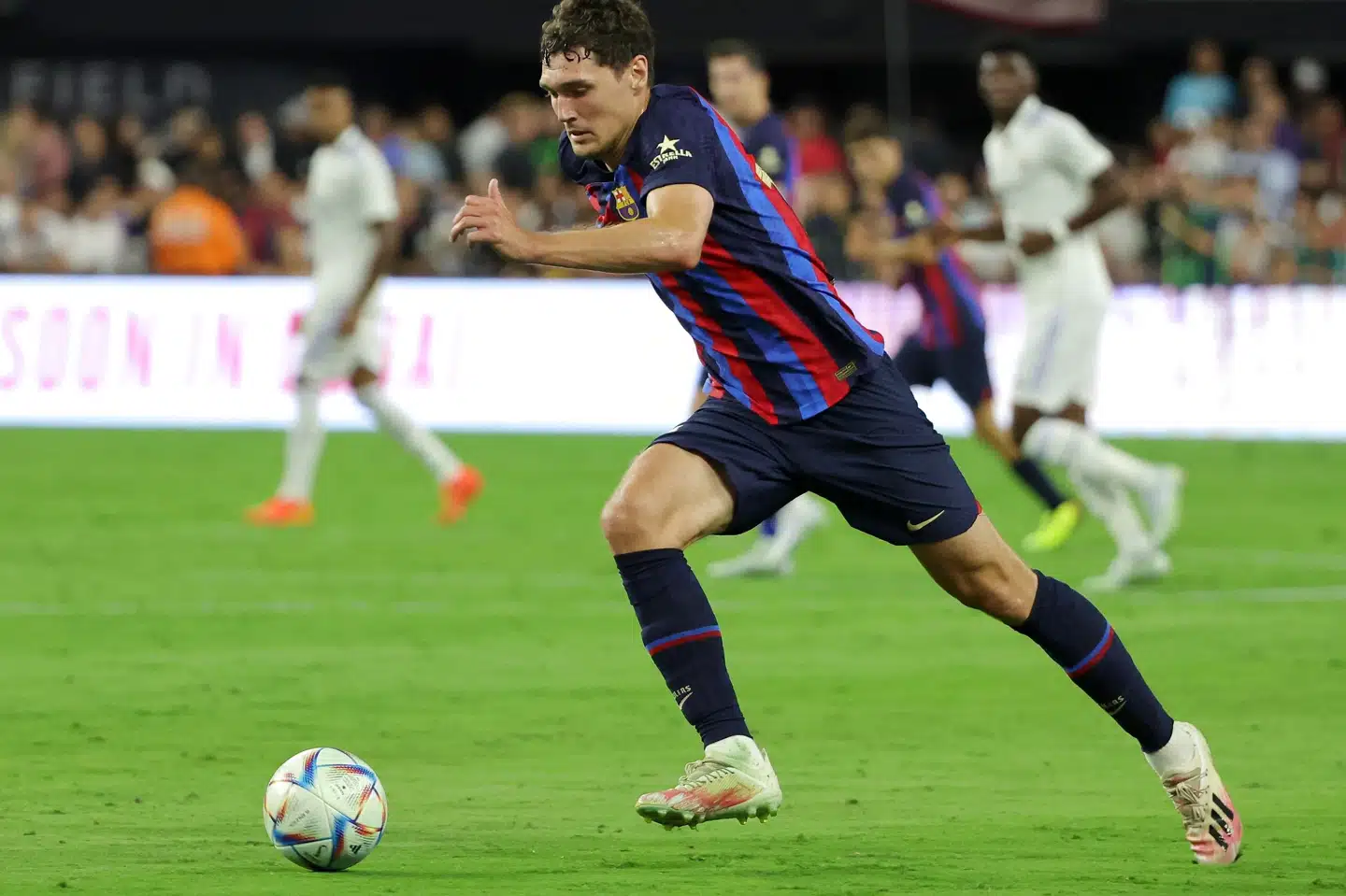 Andreas Christensen er denne sommer skiftet til Barcelona, men lige nu er han ikke registreret i La Ligas systemer, og derfor kan han ikke spille gældende kampe for klubben. Ethan Miller/Ritzau Scanpix