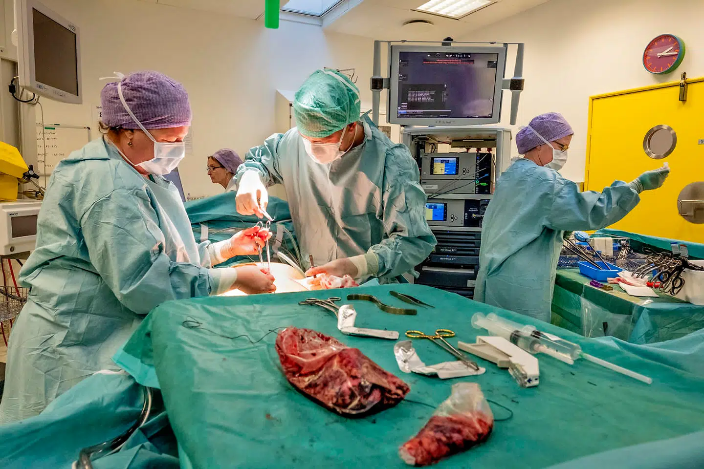 Region Sjælland halter efter Region Hovedstaden, når det gælder kvaliteten af en række behandlinger. Det fører nu til krav om et indgreb.