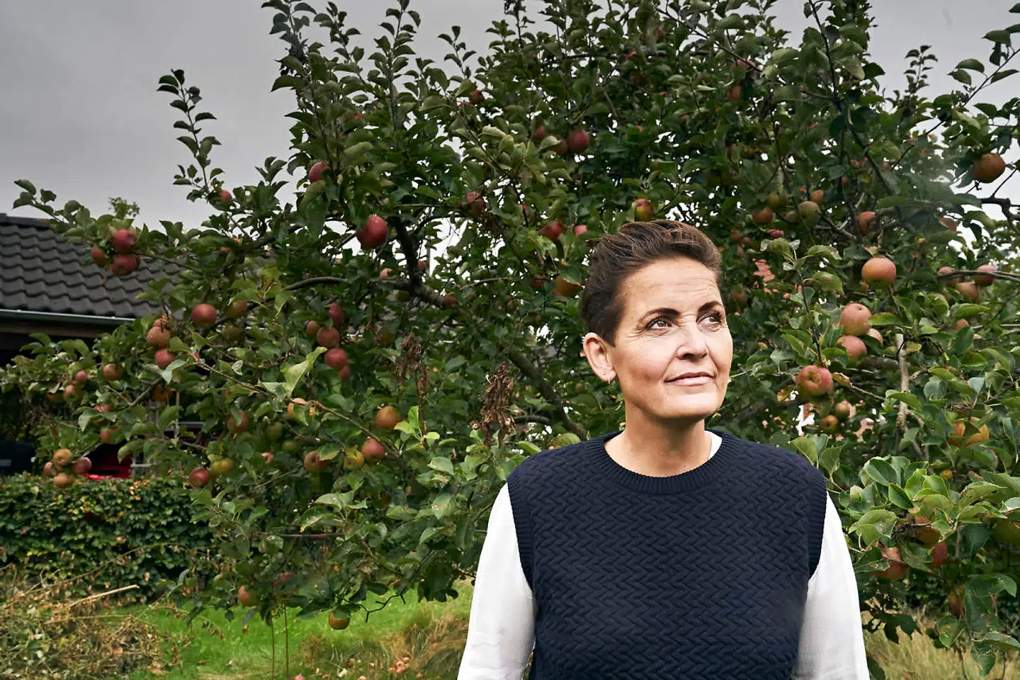 »Lærere og pædagoger er presset af bureaukrati og mangler kolleger, men har til gengæld rigeligt med krav,« skriver Pia Olsen Dyhr.