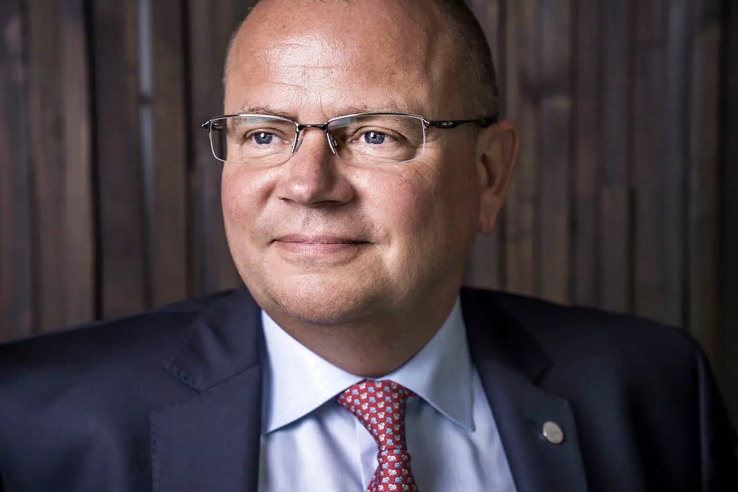 Vestas-topchef Henrik Andersen er glad for, at selskabet er lykkedes med at hæve priserne markant. Det kan dog ikke forhindre året i at ende med et markant underskud.