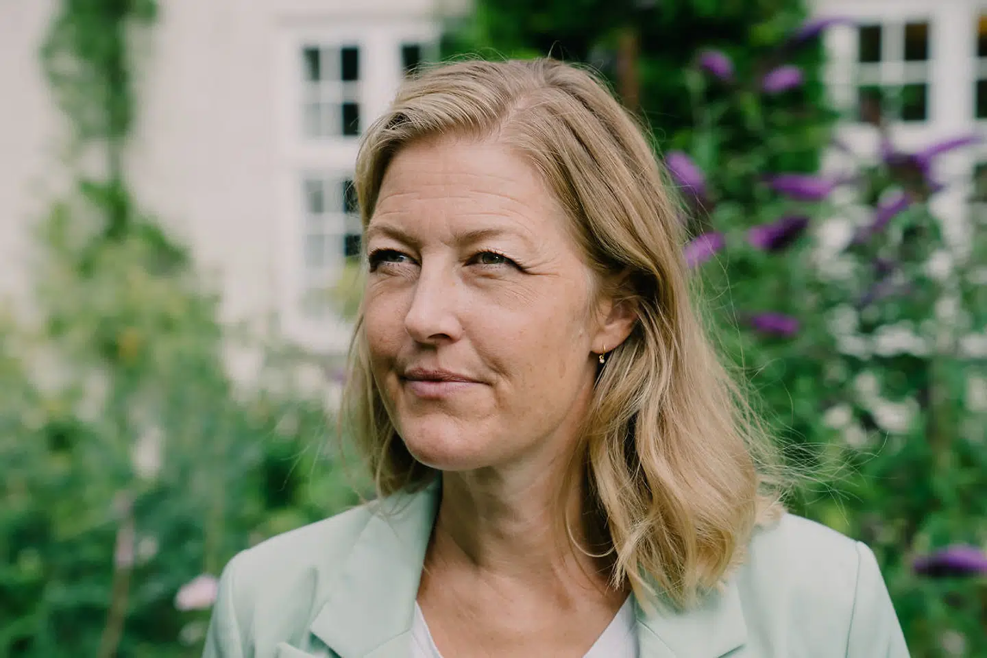 Lederen af De Radikale er ikke tilfreds med den økonomiske politik fra regeringen i denne valgperiode. Der er brug for svære beslutninger, medmindre velfærdssamfundet skal styre mod en egentlig krise, siger hun.