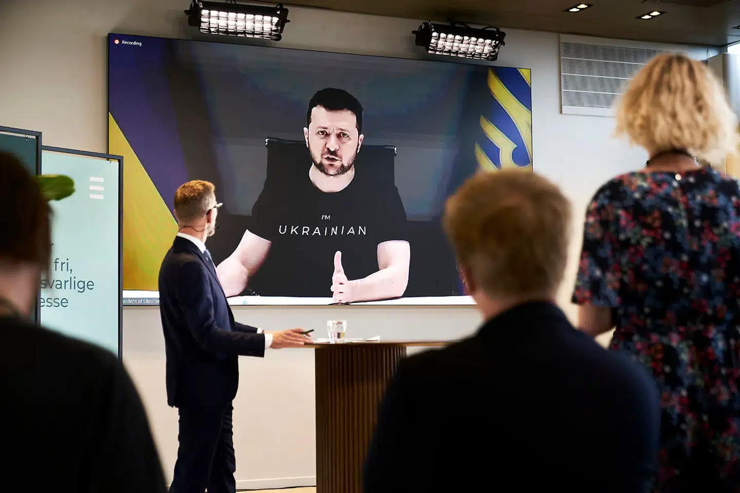 Arkivfoto: Vesten skal lukke helt af for alle russere, lyder det fra præsident Zelenskyj.