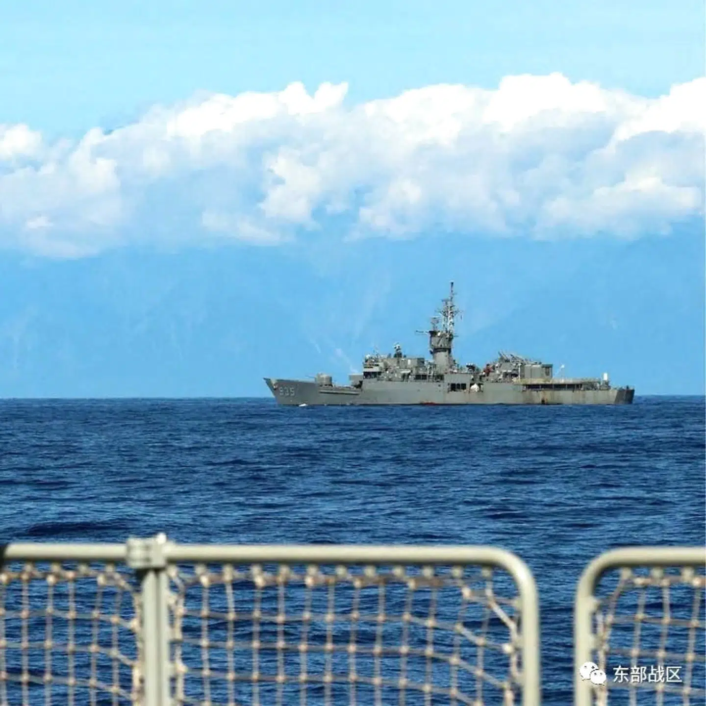 Propagandafoto af et taiwansk krigsskib. Billedet er offentliggjort af det kinesiske militær 6. august og taget under en øvelse tæt på Taiwan 5. august.