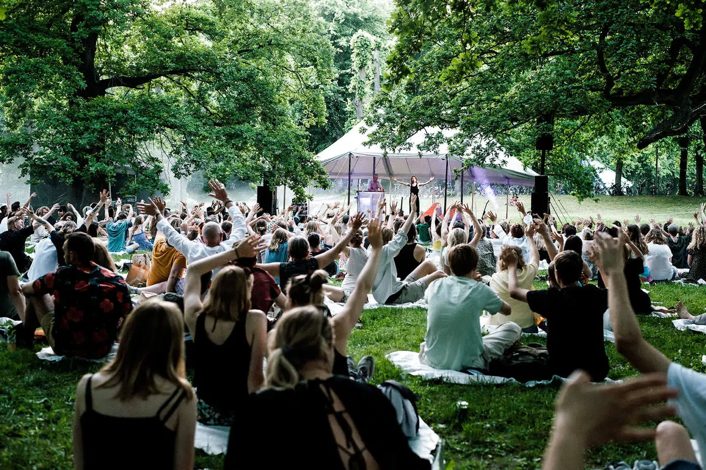 Bloom Festival, der i flere år har stillet skarpt på natur og videnskab, er et glimrende eksempel på, at man sagtens kan blive klogere og more sig samtidig.