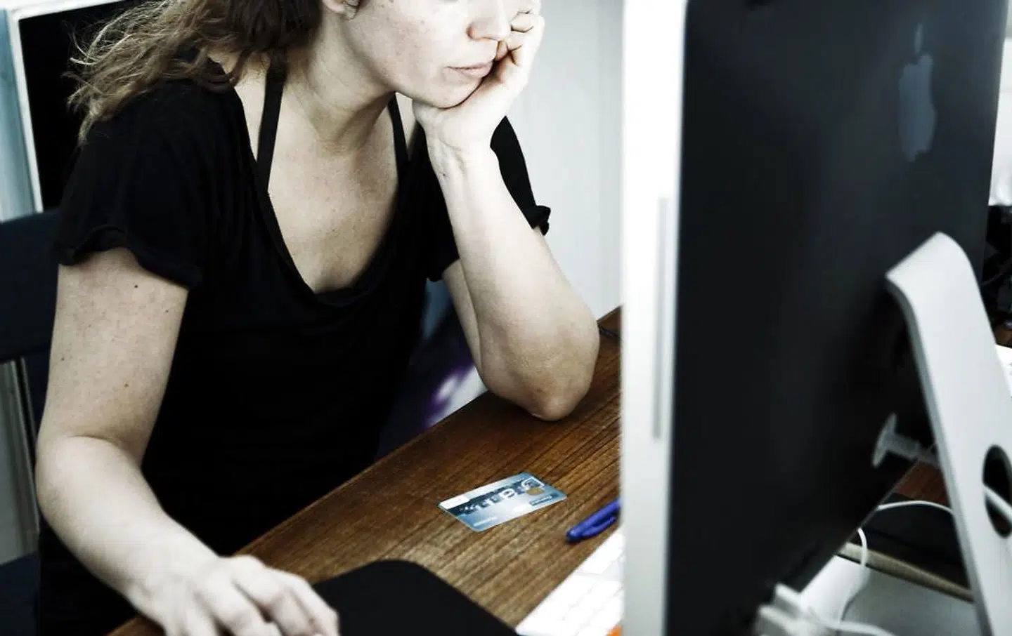 I løbet af de seneste år har politiet modtaget et stigende antal anmeldelser fra borgere, der er blevet lovet store gevinster, men i stedet er blevet franarret store pengebeløb. (ARKIVFOTO)