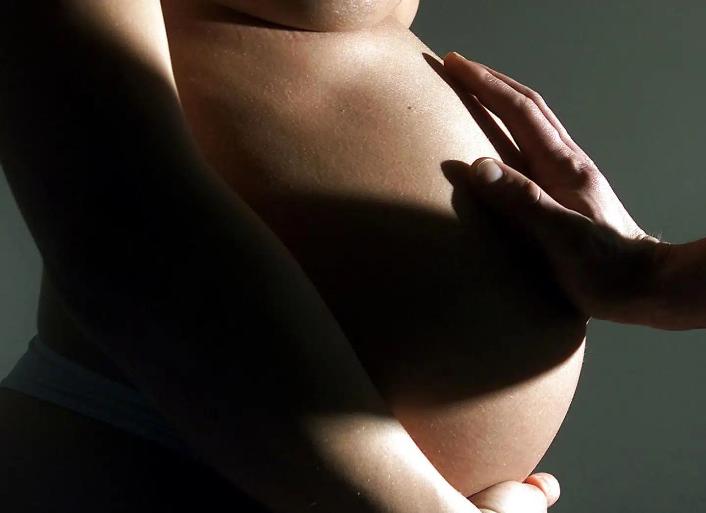 »Når man, som jeg, er født med færre æg, skal du hurtigst muligt i gang med fertilitetsbehandling igen, hvis du har en drøm om en bror eller søster med egne æg. Så ryger man i kassen sekundært infertil, og her bliver det interessant,« skriver Sofie Kragh.