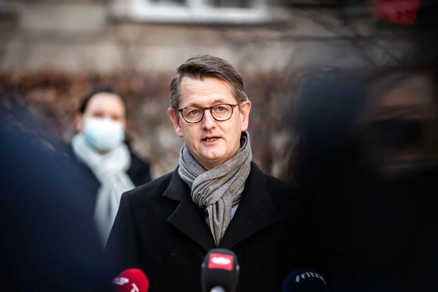 Torsten Schack Pedersen, der sommervikarerier som Venstres politiske ordfører, afviser De Radikales beskyldninger om, at hans parti har starten en »skinger debat« om gymnasieaftalen.