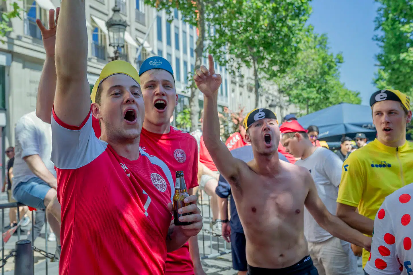 21. etape. Tour de France. Reportage fra paradekørsel.
