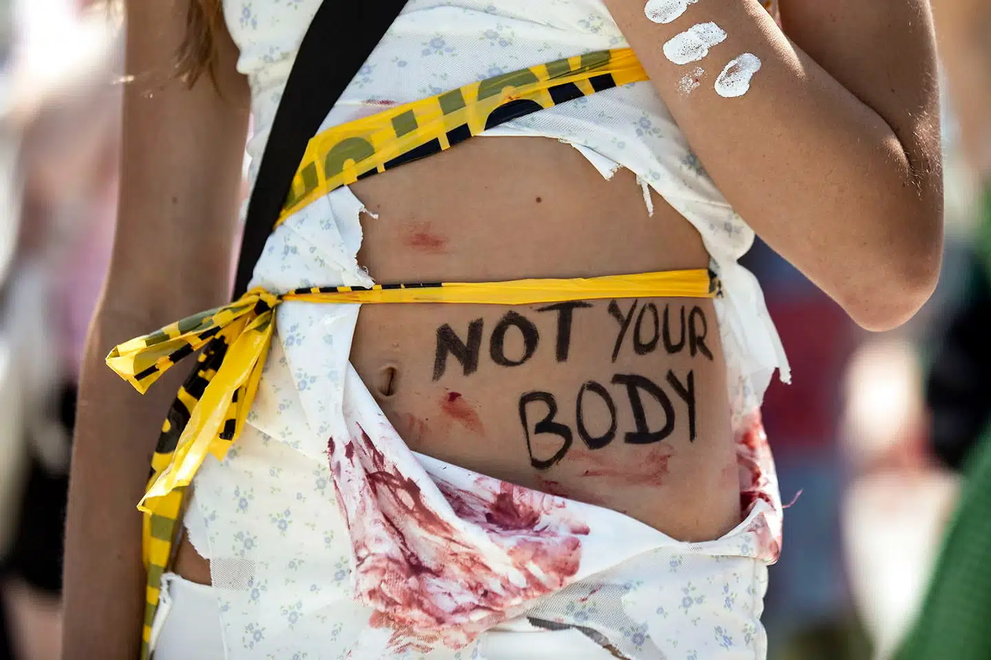 Demonstranter protesterer mod højesterets abortafgørelse i Venice Beach i Californien. (Arkivfoto)