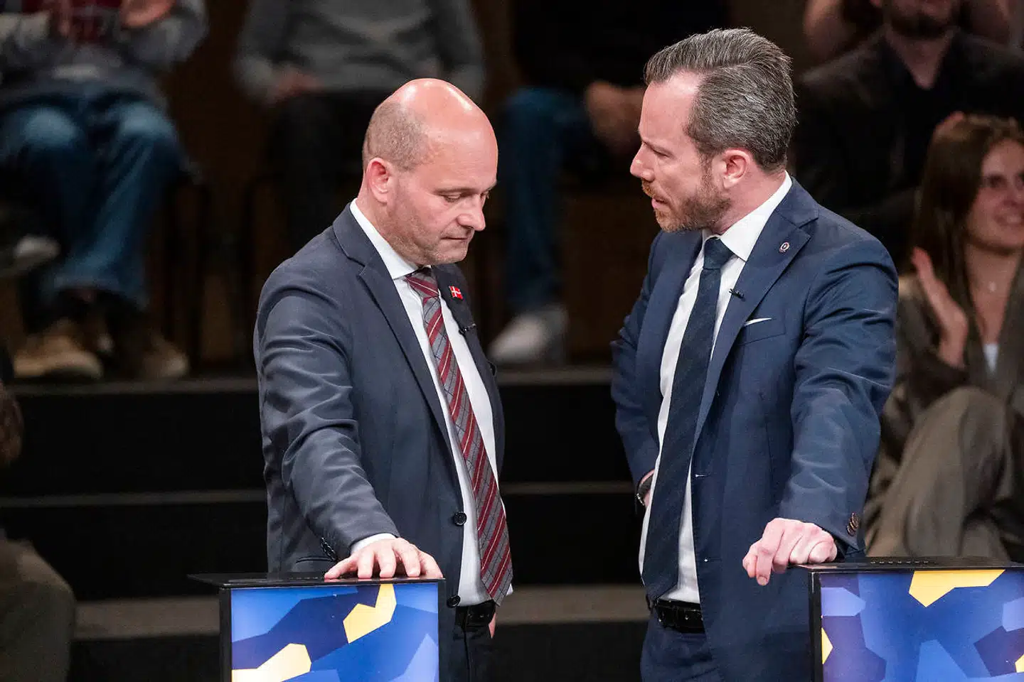 Partilederne for Konservative og Venstre, Søren Pape Poulsen og Jakob Ellemann-Jensen, møder ikke stor folkelig opbakning til deres plan om at ville afskaffe Arne-pensionen.