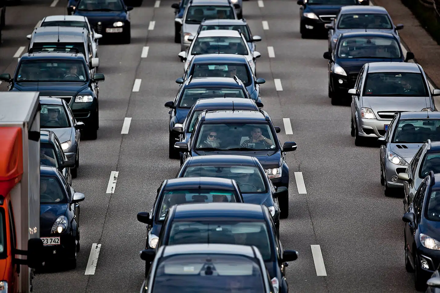 Øresundsbroen er lukket for trafik i begge retninger på grund af tekniske problemer. Broen ventes åben igen klokken 10 (arkivfoto).
