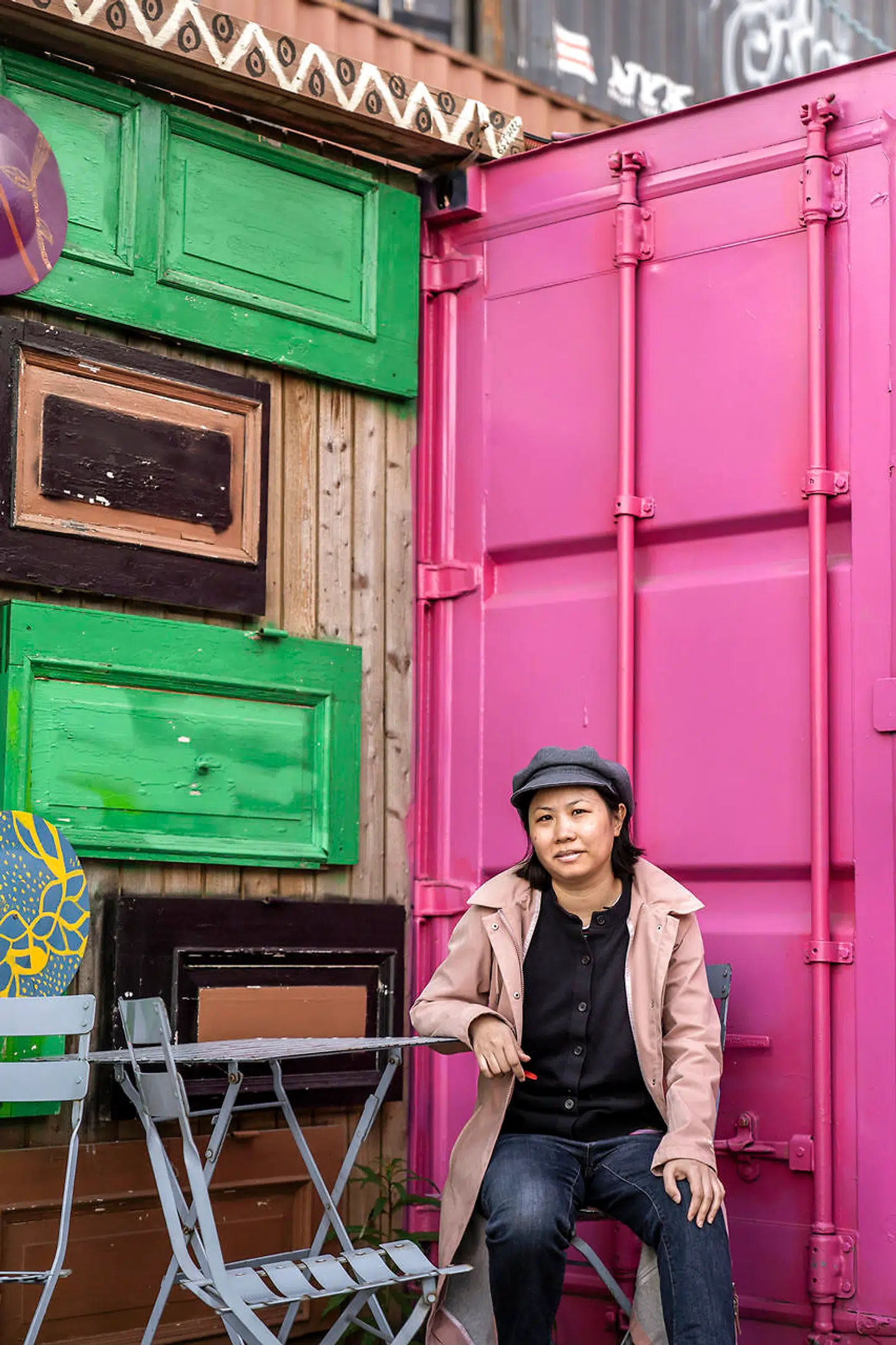 »Når folk, der tilbyder mig gratis arbejde, bliver fornærmede, når jeg siger nej, svarer jeg altid meget høfligt og forklarer, at jeg desværre ikke har mulighed for at påtage mig arbejdet,« siger Xinxin Ren Gudbjörnsson, der er forfatter og tv-vært.