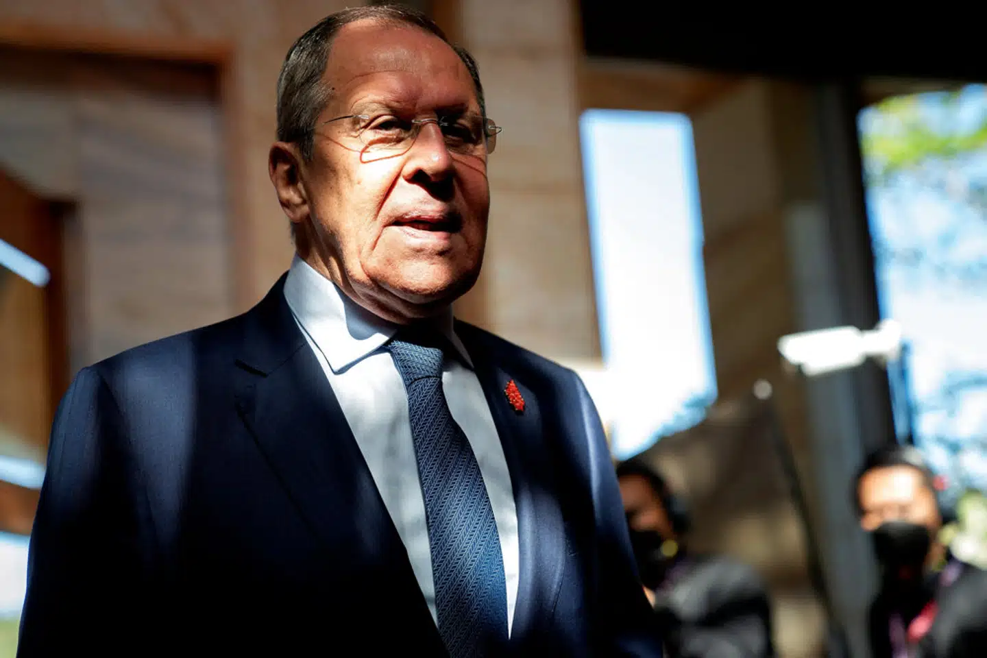 Der var tvivl om, hvorvidt Ruslands udenrigsminister, Sergej Lavrov, ville deltage ved G20-mødet på Bali. Det gør han, men han mødes ikke med sin amerikanske kollega, Antony Blinken, under mødet. - Foto: Pool/Reuters