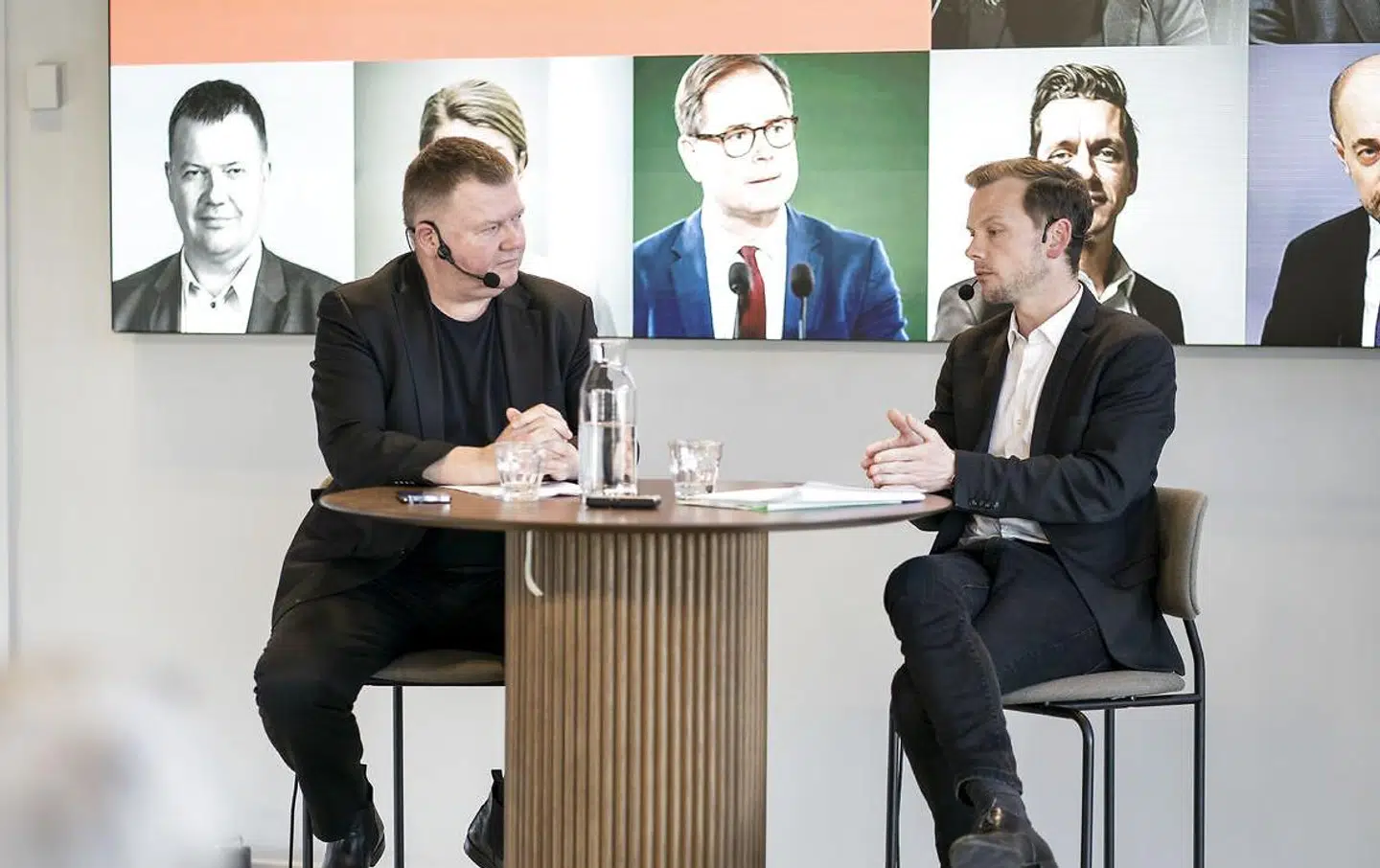 Beskæftigelsesminister Peter Hummelgaard var for nylig forbi Berlingske til en demokratisk samtale med Tom Jensen. Nu har de rykket samtalen over på Facebook.