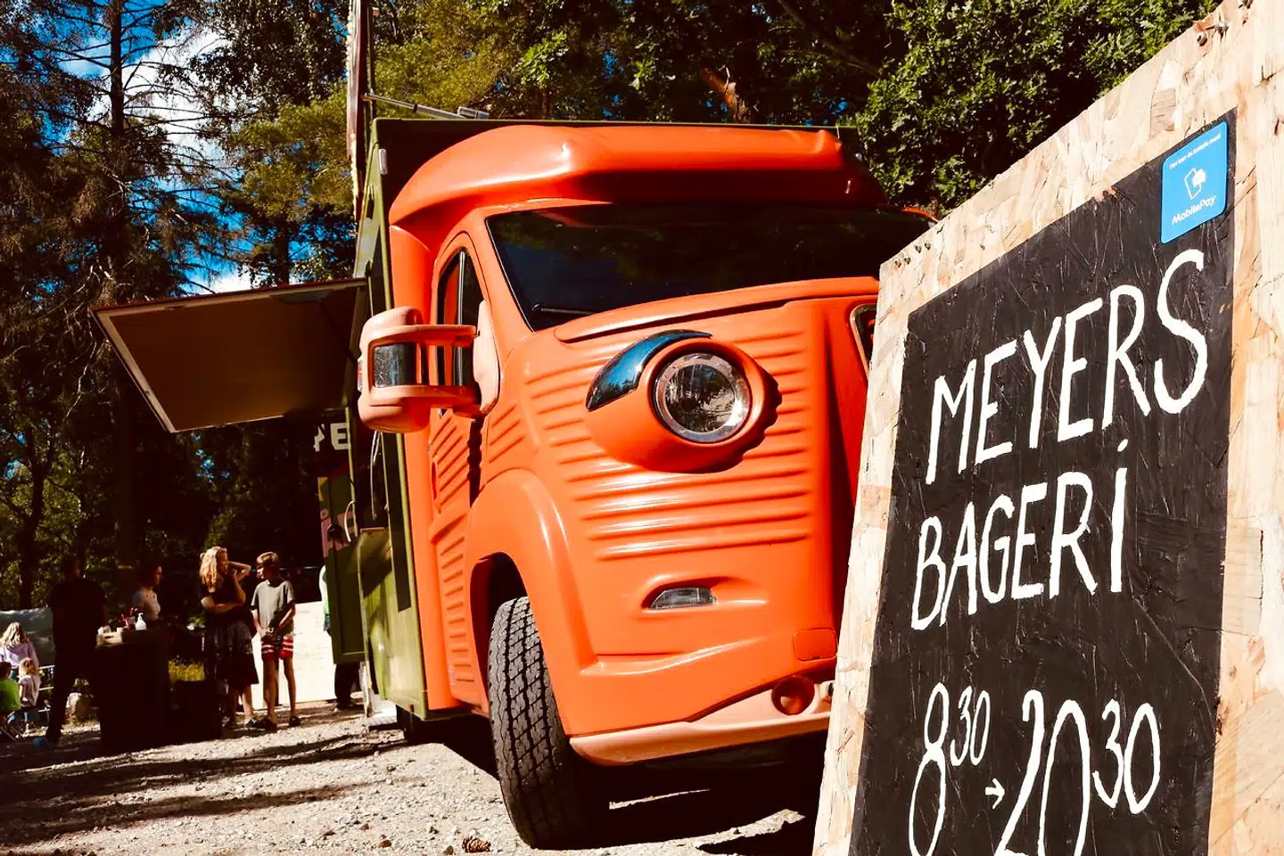 Meyers rykker også til Udsholt Strand med alt fra picnic til koncerter.