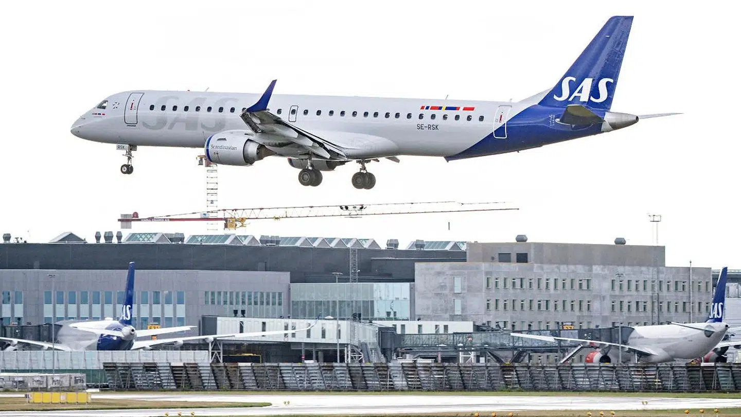 SAS sendte onsdag et tomt fly til Korfu for at hente strandede gæster fra rejsebureauet Apollo Rejser. Forude venter en kæmpe rejseweekend, der kan ende i kaos, hvis der bliver aflyst mange fly på grund af pilotstrejken.