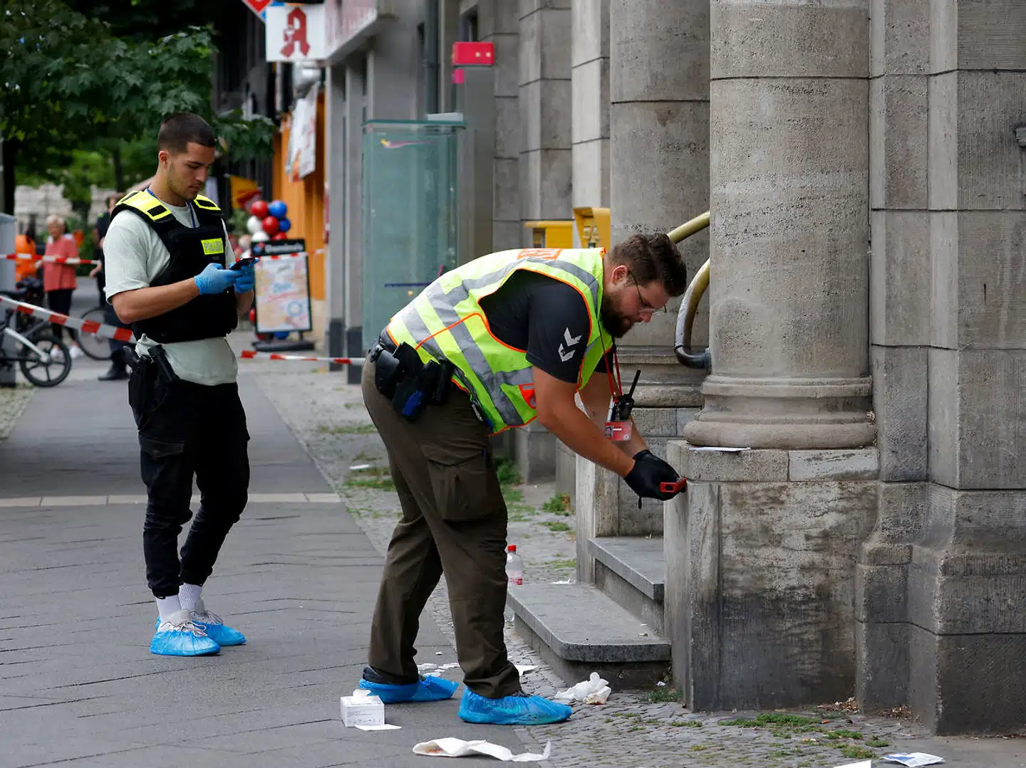 Berlin har de seneste måneder oplevet en bølge af røverier på åben gade og ofte midt på dagen mod pengetransporter.