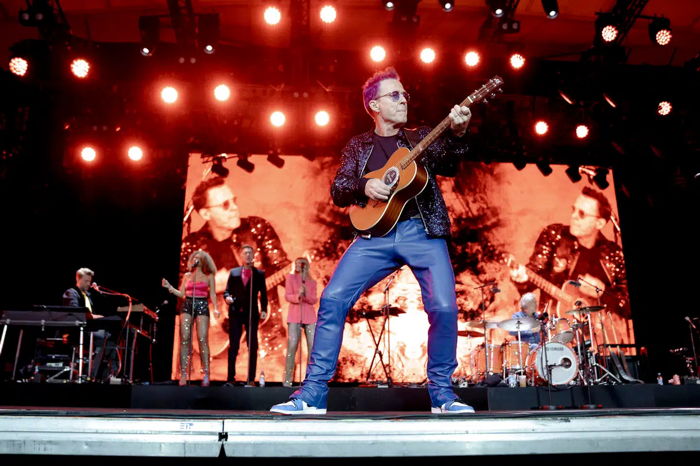 Koncert med Thomas Helmig på orange scene på Roskilde Festival 2022.