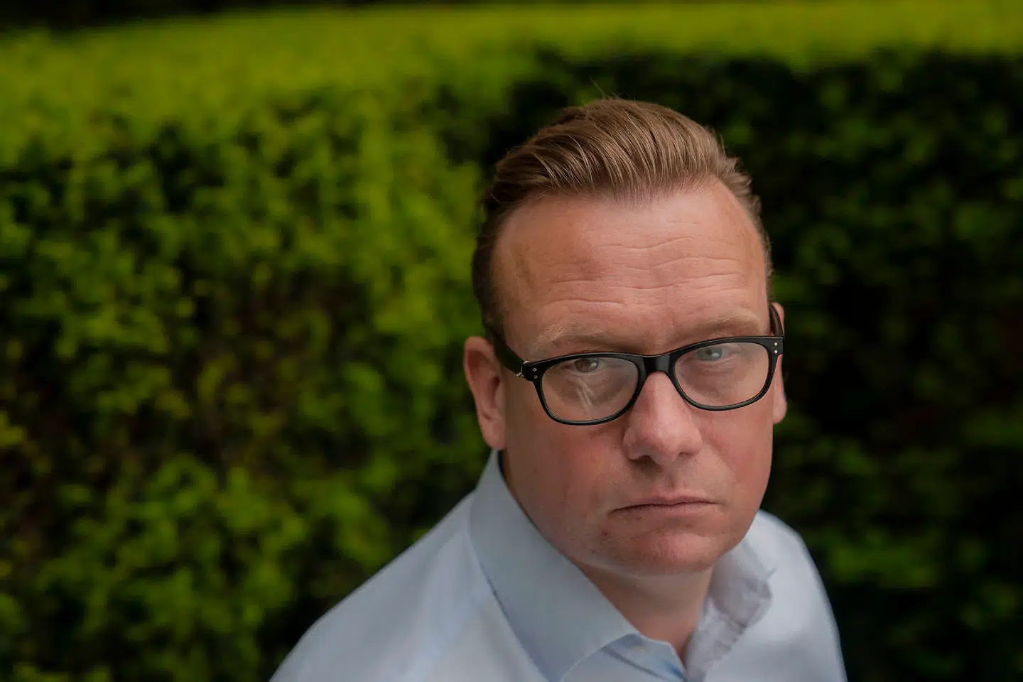 Christian Monrad er præst ved Vor Frue Kirke og var den mand, der bragte overgrebssagen ind på biskoppens bord tilbage i 2014. Nu er han blevet en af domkirkens hårdeste kritikere grundet sin utilfredshed med håndteringen af sagen.