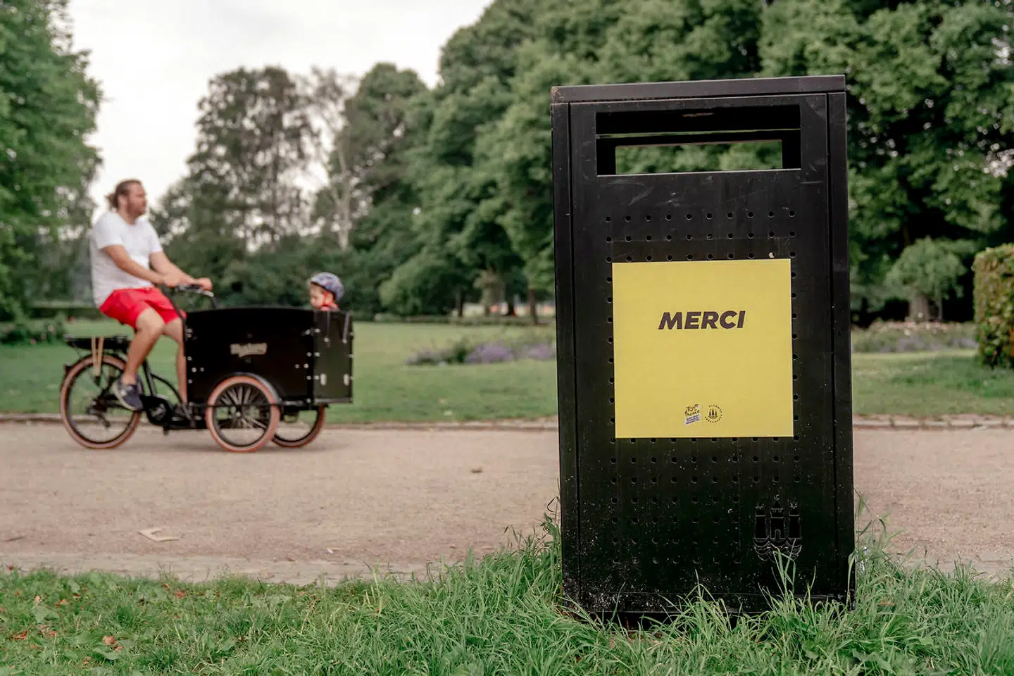 Affald her, tak: Skraldespandene i København er gjort klar til Touren.