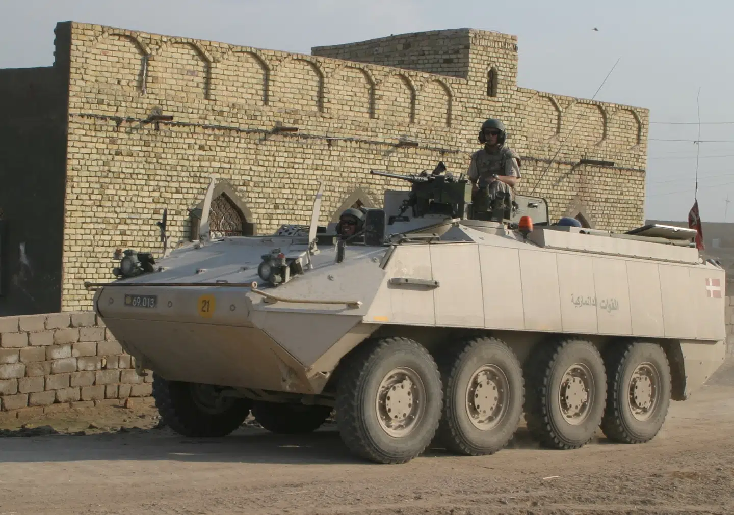 Danmark ville sende schweiziskproducerede danske Piranha 3-mandskabsvogne til Ukraine, men fik ikke lov af neutrale Schweiz.