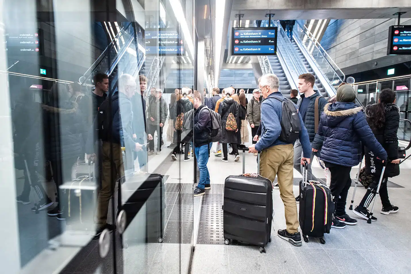Passagerer i den nye metrolinje Cityringen, mandag den 30. september 2019.