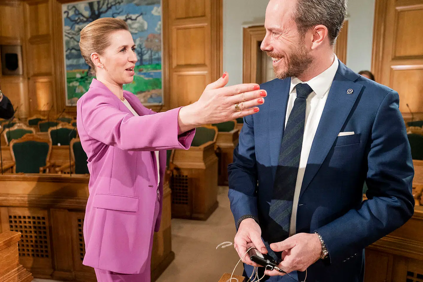 »Jeg har svært ved at se et sådant fælles nationalt, politisk projekt over midten. Medmindre statsministeren da pludselig indser, at hendes endeløse checks og indskrænkninger af borgernes frie valg bør erstattes af skattelettelser og mere frihed,« skriver Sofia Osmani.