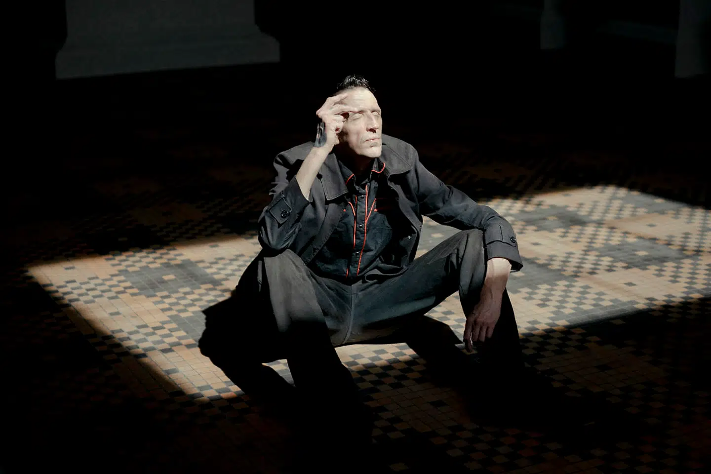 »Heldigvis har der været mennesker, som har hjulpet mig hele mit liv. Jeg har altid være afhængig af andres nåde,« siger Keith Lohse, som vi fik lov til at fotografere på Thorvaldsens Museum.