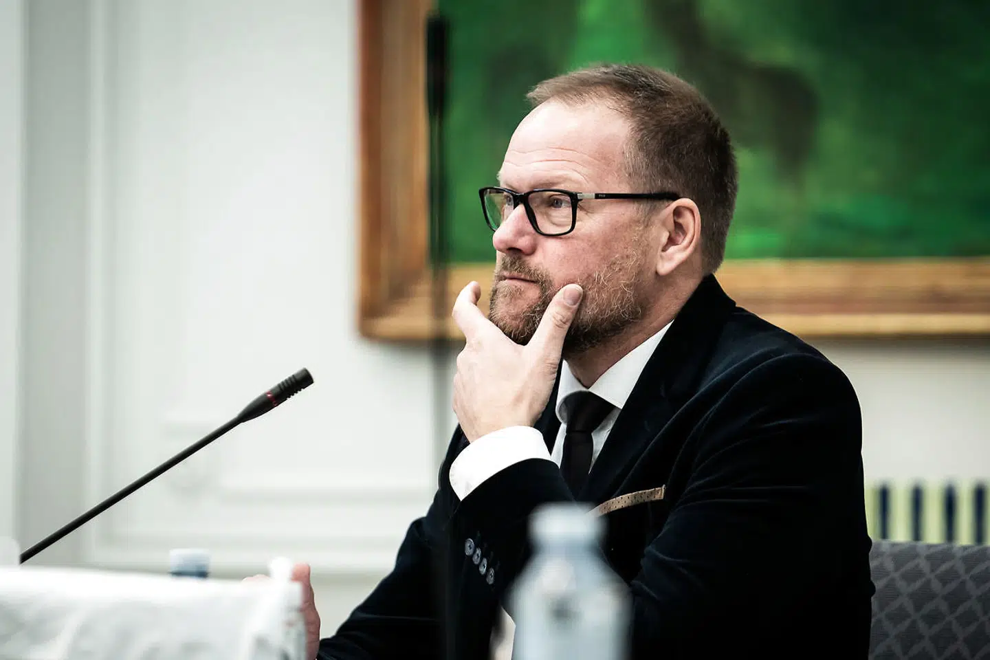 Dansk Folkeparti er et af de partier, som mener, at Danmark bør afsøge muligheden for at udvinde mere naturgas fra Nordsøen. Man vil nemlig hellere have dansk end russisk gas i Europas rør, fortæller partiets energiordfører, René Christensen.