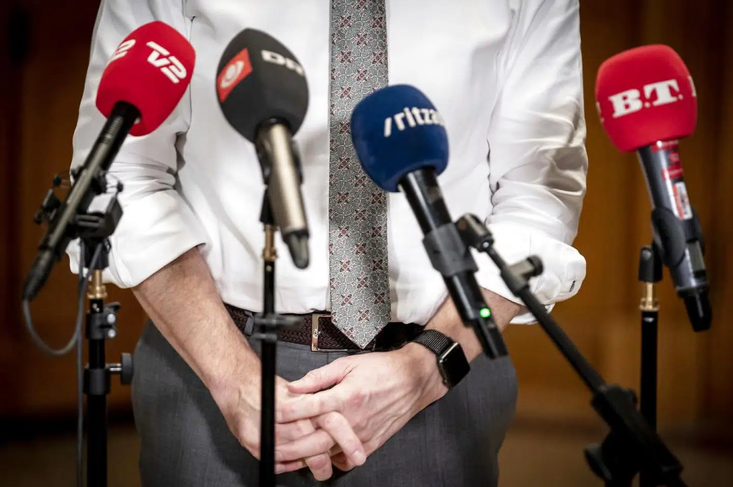 »Klassisk magtkritiske medier forstår, at så let er det ikke. At konflikten altid vil være der. At demokratiets smukke opgave er at håndtere disse konflikter. Mediers opgave er blandt andet at gøre dem synlige,« skriver Tom Jensen.