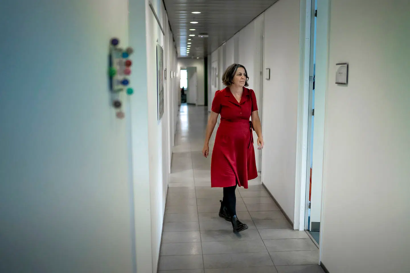 I en indsats for ligestilling af kvinder på arbejdsmarkedet ville jeg gå glip af det fulde billede, hvis jeg ikke er opmærksom på, at personer med etnisk minoritetsbaggrund skal sende langt flere ansøgninger for at komme til jobsamtale end andre, mener Kvinfos direktør, Henriette Laursen.