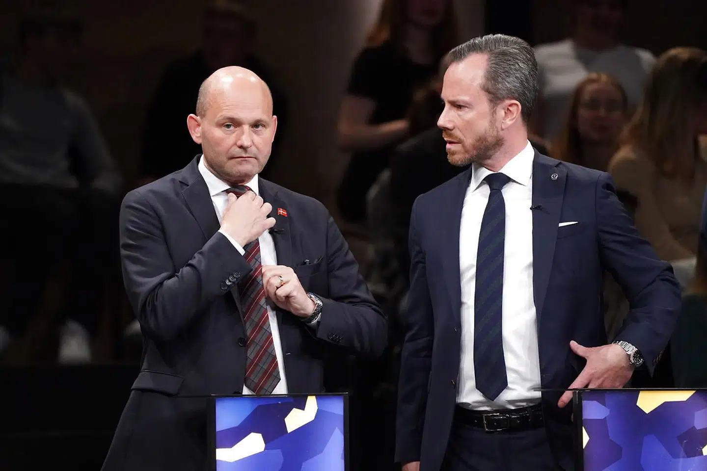Partileder Søren Pape Poulsen (K) og Venstres Jakob Ellemann-Jensen (V) kan blive presset af en blågrøn Mette Frederiksen, der er parat til at opfylde flere af deres ønsker.