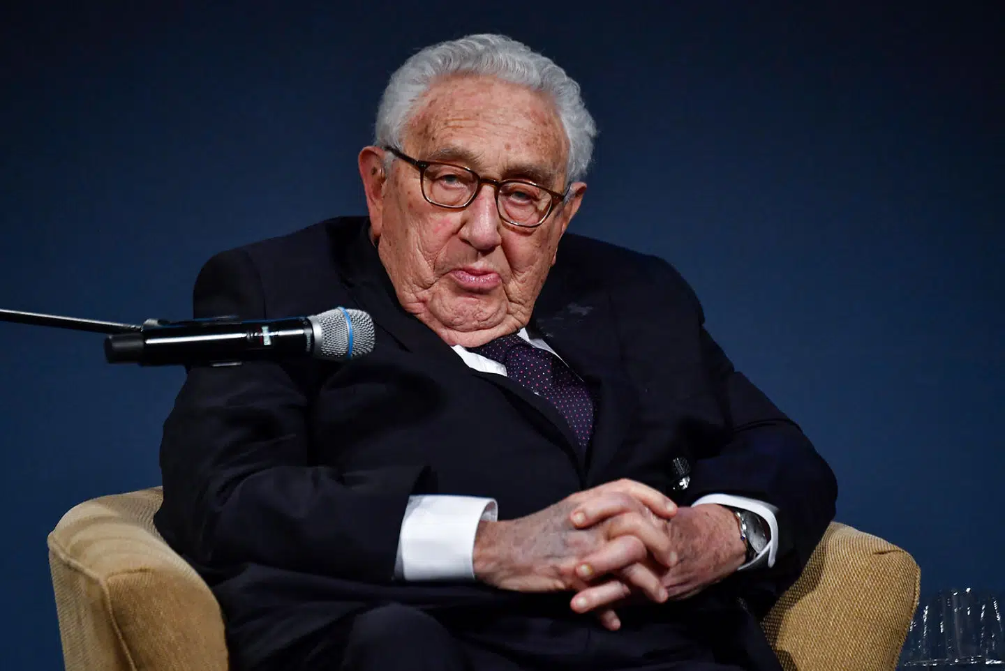 Henry Kissinger opfordrede på Davos-topmødet Europa og USA til at se konflikten i det store billede og indlede fredsforhandlinger med Rusland – med Ukraine som »væsentlig deltager«. (arkiv)