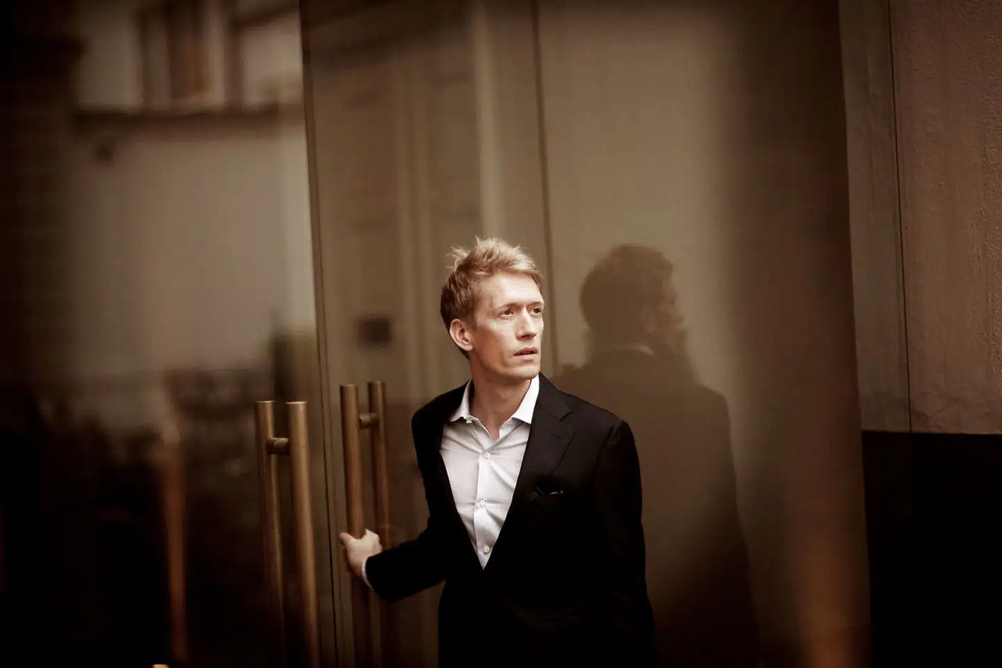 Jens Riis Andersen er partner i McKinsey & Company. Ligesom to partnere fra henholdsvis Deloitte og PwC kommer han her med sine bedste karriereråd.