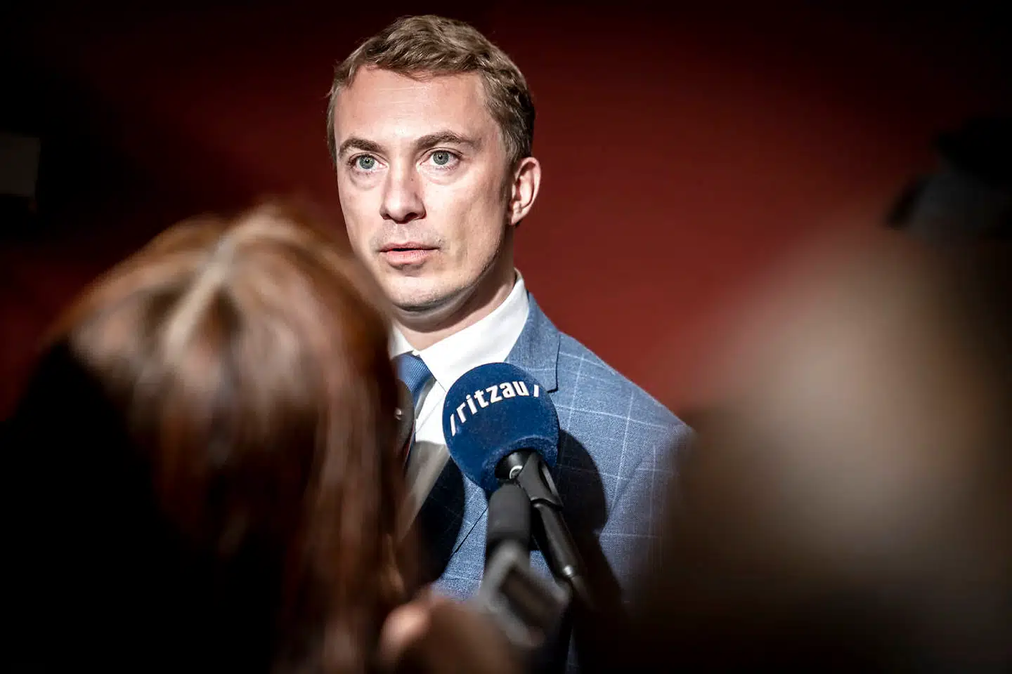 Med ét er opbakningen til S-regeringens aftale om nye fordelingsregler på gymnasierne usikker. Dansk Folkeparti vil ikke længere være med til at fordele eleverne efter deres forældres indkomst, bekendtgør DF-formand Morten Messerschmidt.