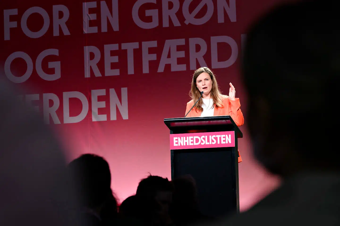 Enhedslisten tager lørdag den 14. maj hul på anden dag af partiets årsmøde. En ny EU-politik skal vedtages, og et dramatisk opgør venter med stor sandsynlighed.