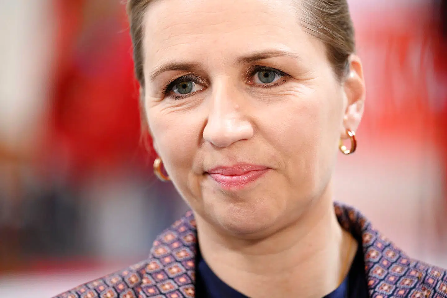 S-formand Mette Frederiksen ses her til 1. maj forrige søndag, hvor hun i sin tale indledte med at hylde værdier, »vi tror på«, og som »vi aldrig må opgive«. Det handler om frihed, lighed og solidaritet. Trods hyldesten er uligheden i Danmark steget, viser tal fra Finansministeriet, og det er de fattigste, der rammes hårdest.