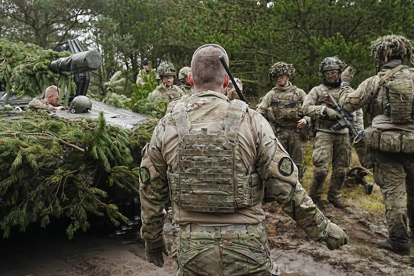 »Danmark opnår intet ved at afskaffe forsvarsforbeholdet. I bedste fald skal danskerne betale endnu flere penge til EU, og i værste fald vil det splitte NATO,« skriver unge borgerlige.