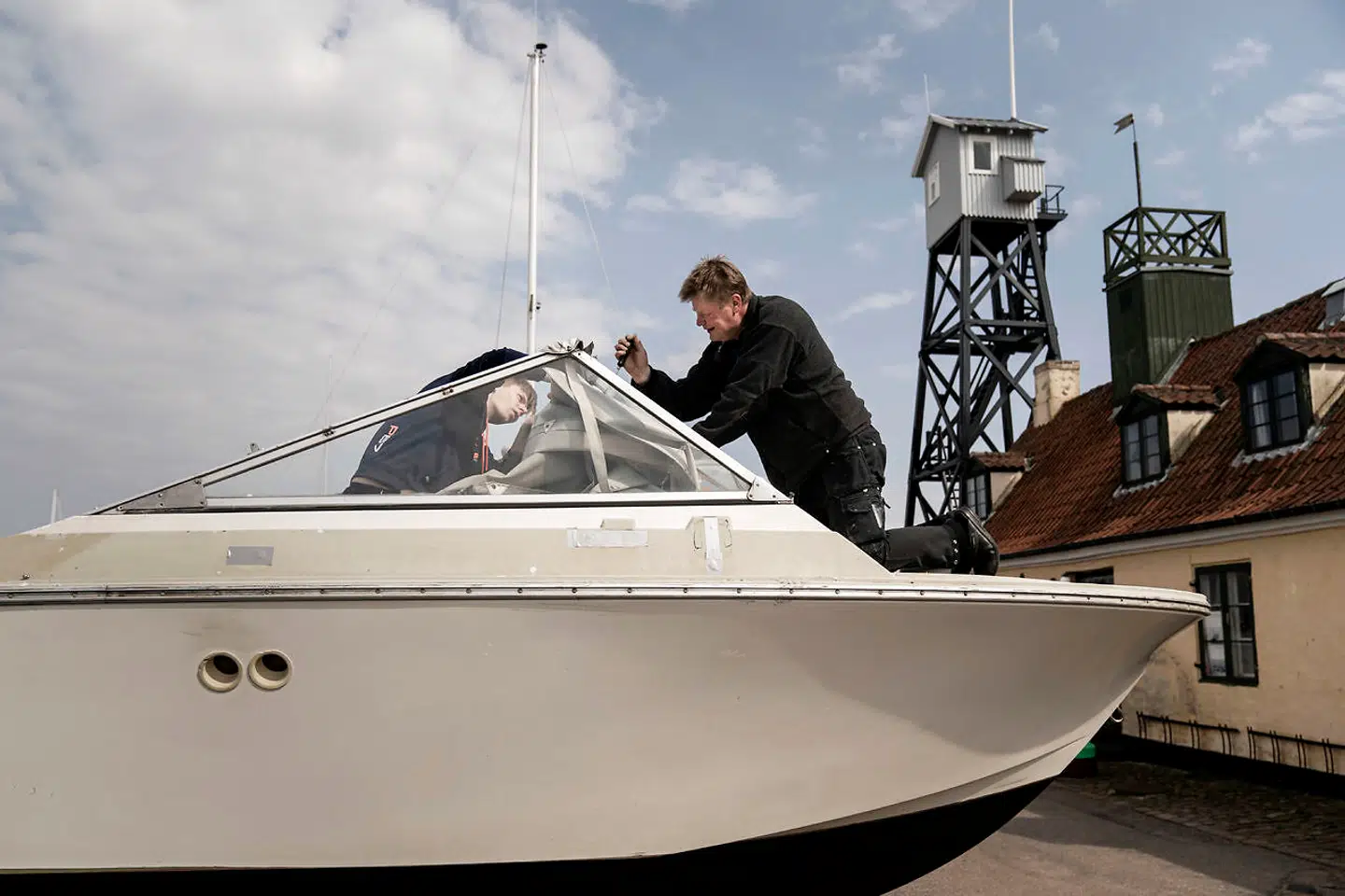 Christian Bitzer har boet i Dragør, siden han blev født. Han har fået to børn, der nu vokser op samme sted, som han selv gjorde.