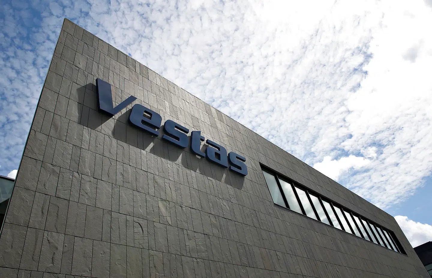 Selv efter at markedet har korrigeret sig, ligger Vestas-aktien med et fald på knap syv procent.