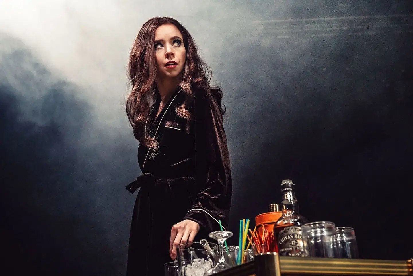 Johanne Louise Schmidt, præcis i alt, hvad hun foretager sig, som Kurts kone Marianne.